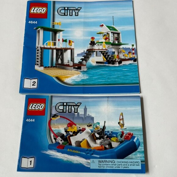 Lego 4644 Marina City Town Harbor Beach Surf Boat Cafe Complete except sticker - Picture 2 of 14